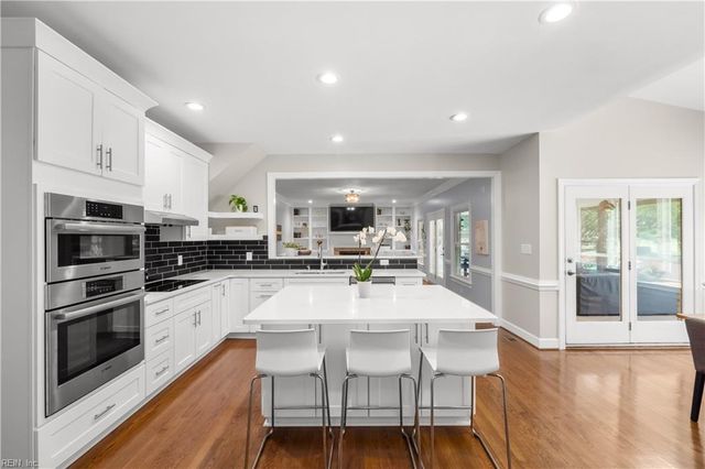 1641 Dey Cove DR, Virginia Beach, VA 23454