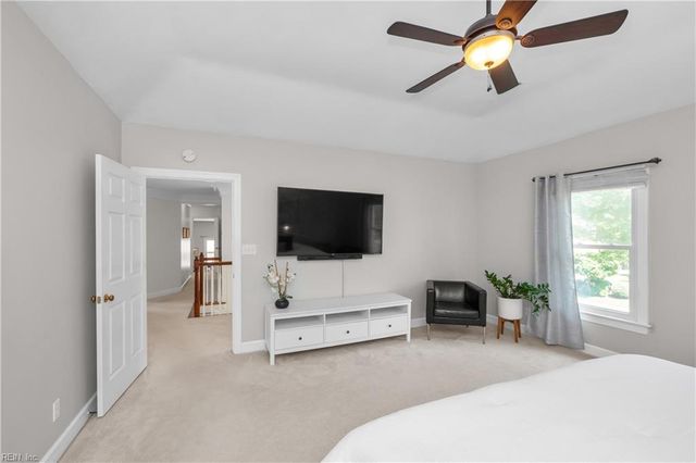 1641 Dey Cove DR, Virginia Beach, VA 23454