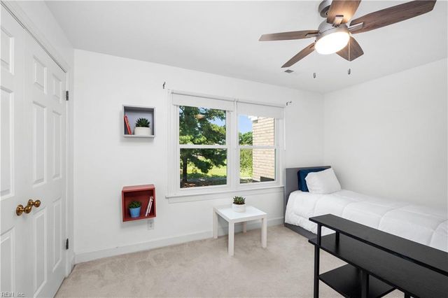 1641 Dey Cove DR, Virginia Beach, VA 23454