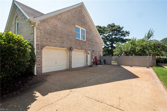 1641 Dey Cove DR, Virginia Beach, VA 23454