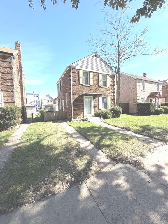 10809 S Avenue O, Chicago, IL 60617 — exterior