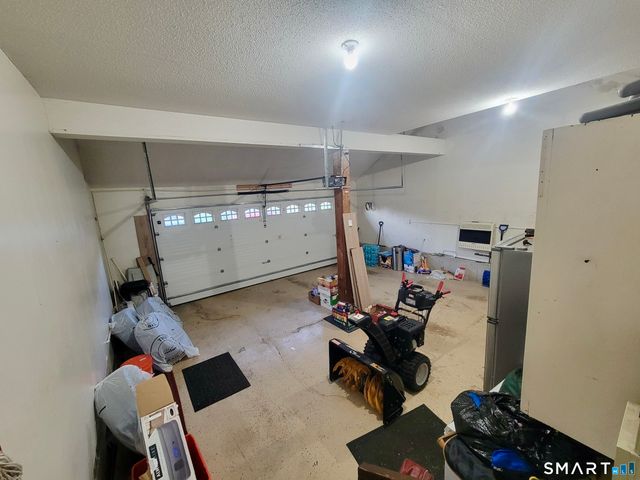 123 Country Club Drive, Windsor, CT 06095