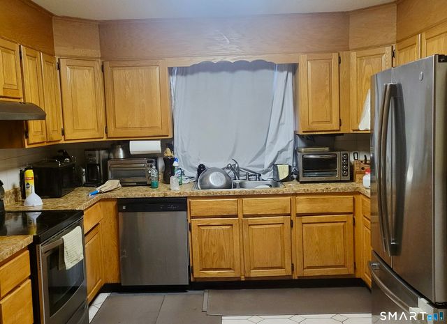 123 Country Club Drive, Windsor, CT 06095