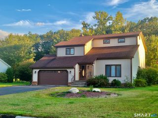 123 Country Club Drive, Windsor, CT 06095