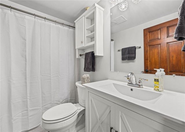 93 Kircher Park, Webster, NY 14580