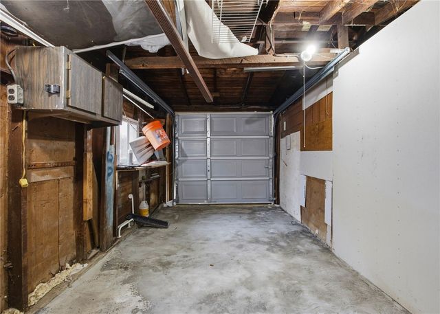 93 Kircher Park, Webster, NY 14580