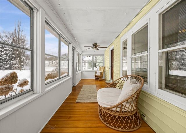 93 Kircher Park, Webster, NY 14580