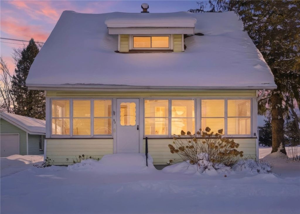 93 Kircher Park, Webster, NY 14580