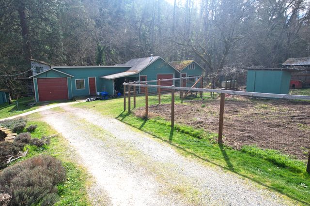 5355 Coleman Creek Road, Medford, OR 97501