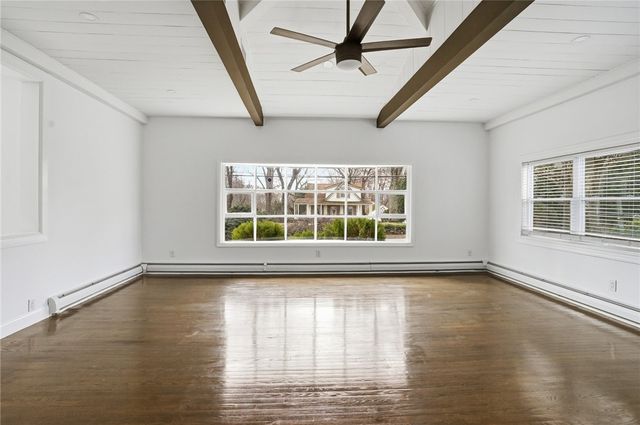 109 Cobble Hill Road, Lincoln, RI 02865