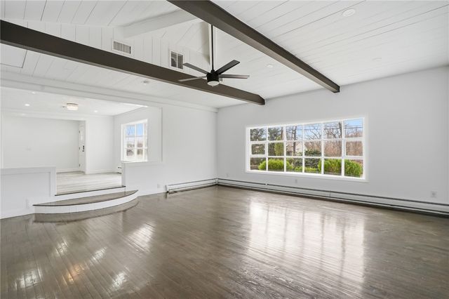 109 Cobble Hill Road, Lincoln, RI 02865