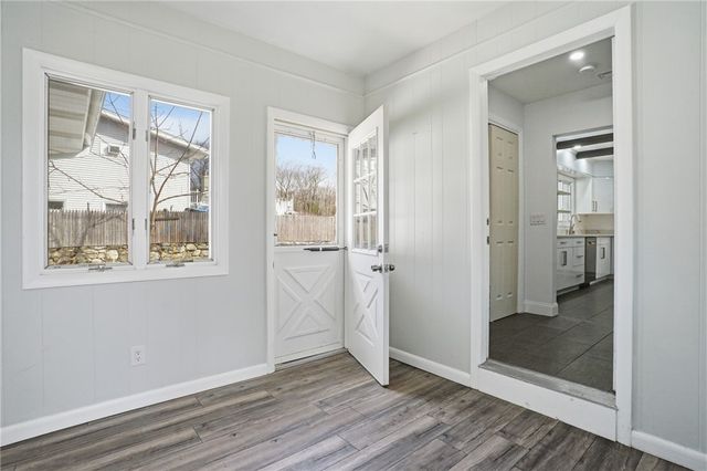 109 Cobble Hill Road, Lincoln, RI 02865