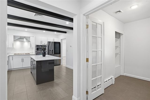 109 Cobble Hill Road, Lincoln, RI 02865