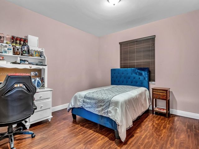 2710 WALKERS WAY, Weston, FL 33331