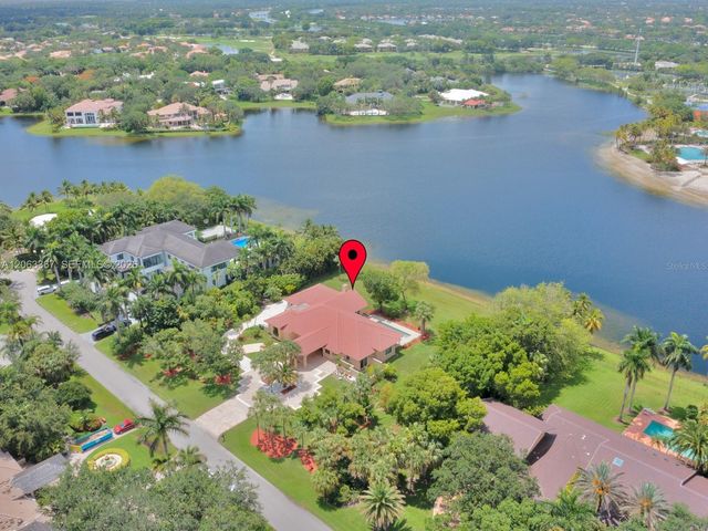2710 WALKERS WAY, Weston, FL 33331