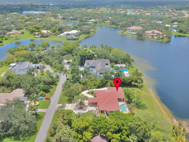 2710 WALKERS WAY, Weston, FL 33331