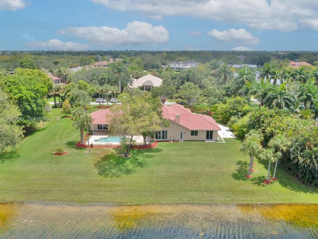 2710 WALKERS WAY, Weston, FL 33331
