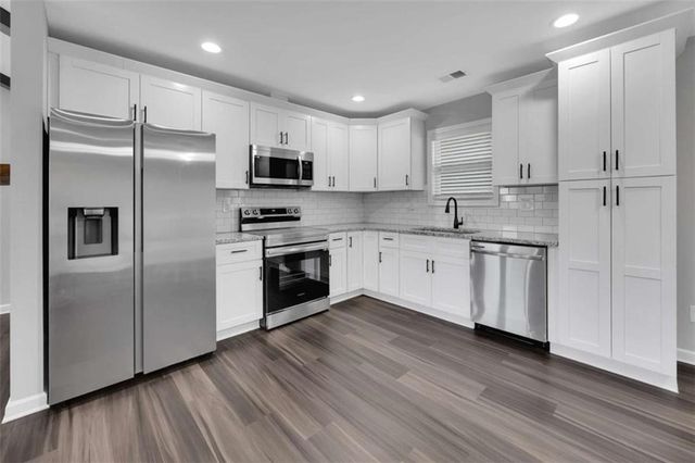 3161 Stone Mountain Street NW, Covington, GA 30014