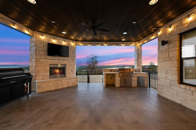 204 Roseleaf CT, Liberty Hill, TX 78642