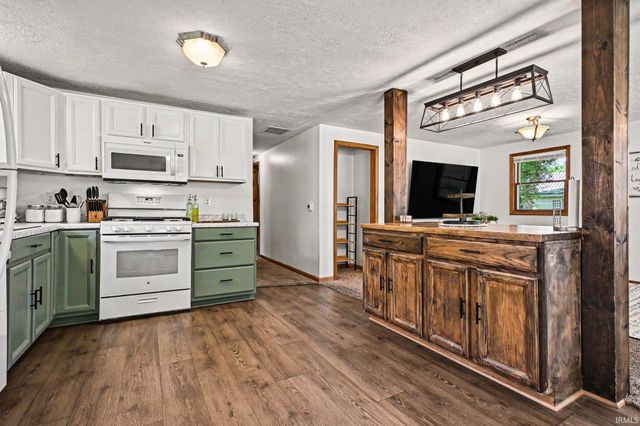 304 S Franklin Street, Mentone, IN 46539