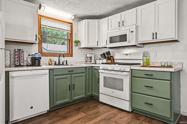 304 S Franklin Street, Mentone, IN 46539