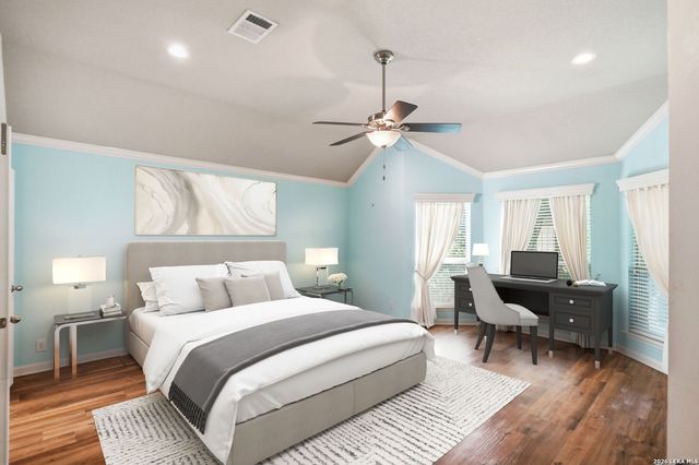 238 HAMBURG AVE, New Braunfels, TX 78132