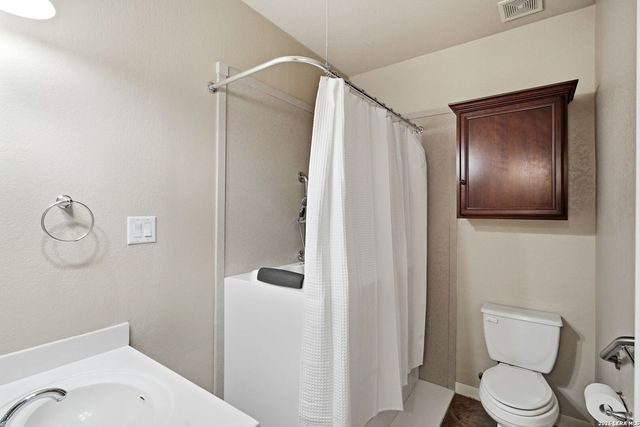 238 HAMBURG AVE, New Braunfels, TX 78132