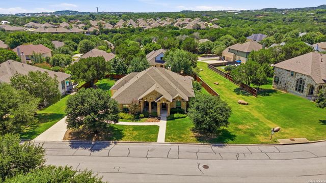 238 HAMBURG AVE, New Braunfels, TX 78132
