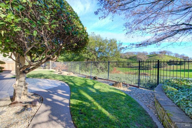 3369 Pebble Beach Ct, Fairfield, CA 94534