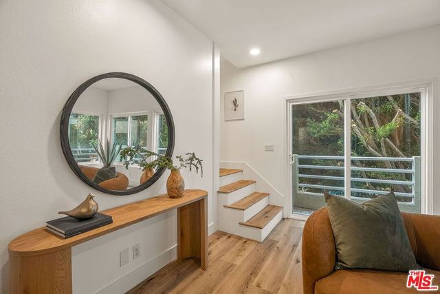1160 Granville Avenue 104, Los Angeles, CA 90049