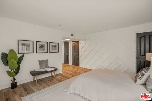 1160 Granville Avenue 104, Los Angeles, CA 90049
