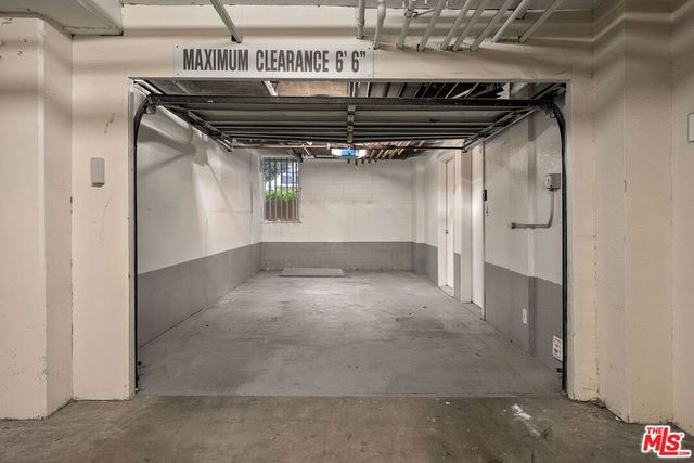1160 Granville Avenue 104, Los Angeles, CA 90049