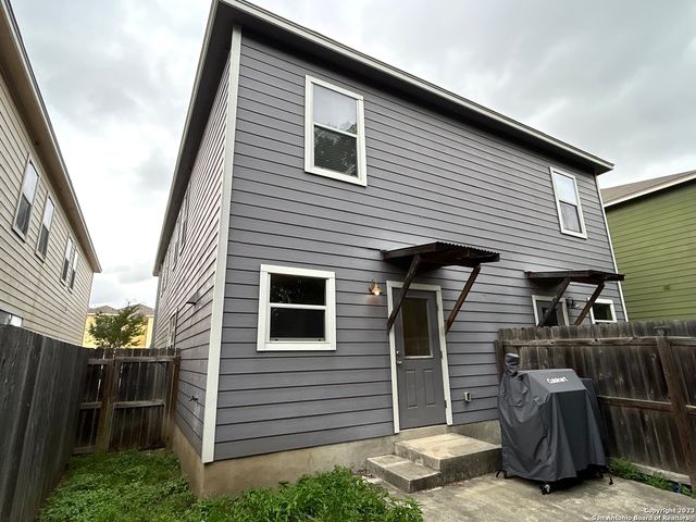 565 Advantage, New Braunfels, TX 78130