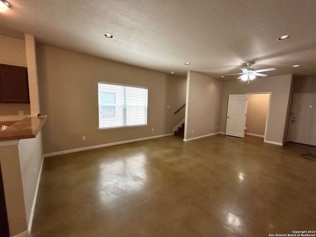 565 Advantage, New Braunfels, TX 78130