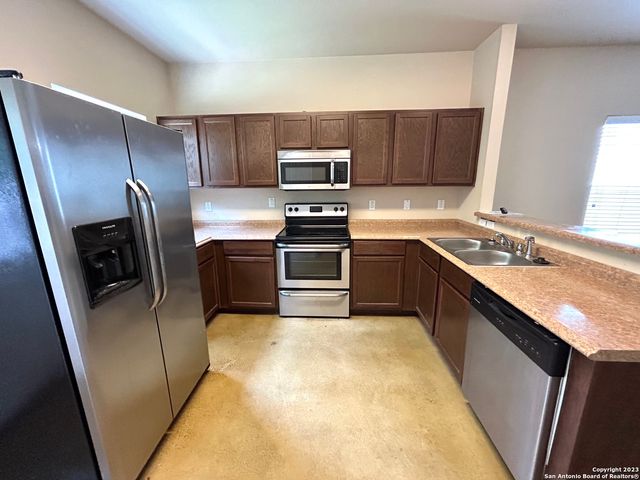 565 Advantage, New Braunfels, TX 78130