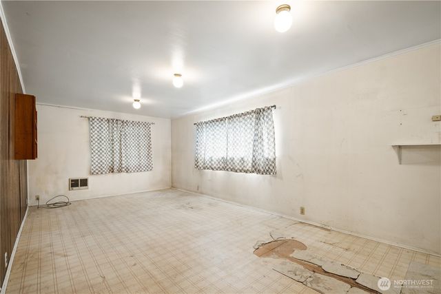 15726 Palatine Avenue N, Shoreline, WA 98133