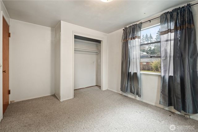 15726 Palatine Avenue N, Shoreline, WA 98133