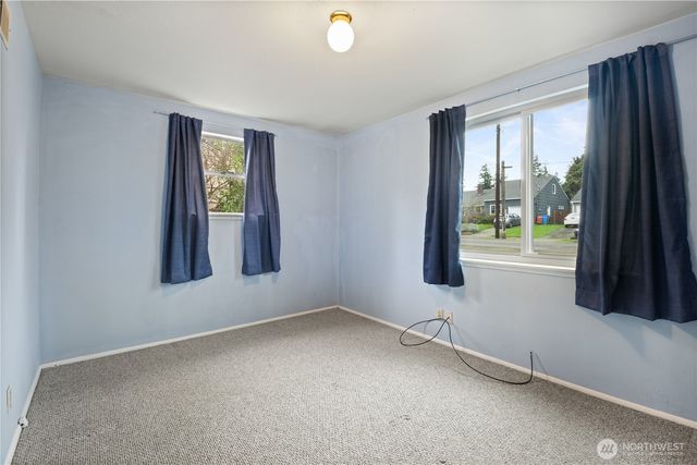 15726 Palatine Avenue N, Shoreline, WA 98133