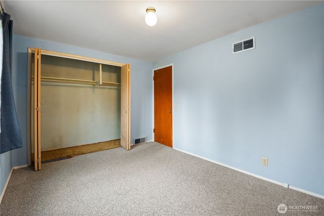 15726 Palatine Avenue N, Shoreline, WA 98133