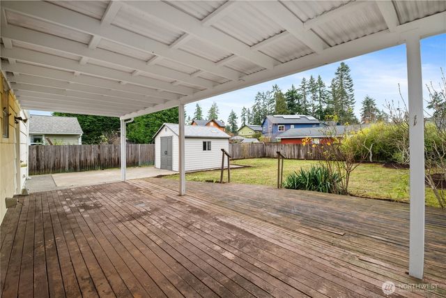 15726 Palatine Avenue N, Shoreline, WA 98133