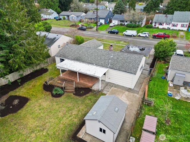 15726 Palatine Avenue N, Shoreline, WA 98133