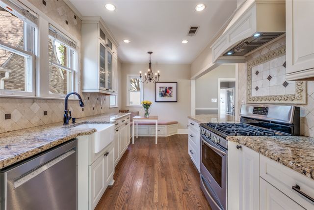 615 Clermont Avenue, Dallas, TX 75223