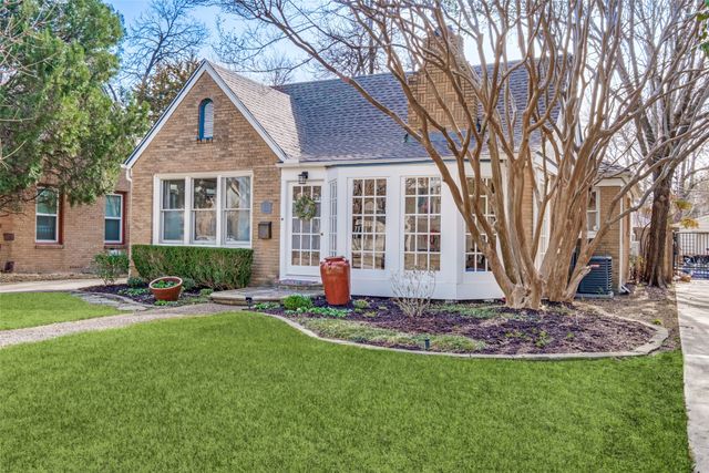 615 Clermont Avenue, Dallas, TX 75223