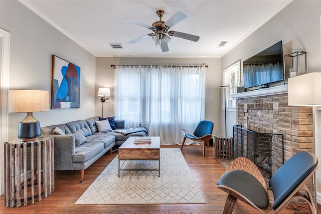 615 Clermont Avenue, Dallas, TX 75223