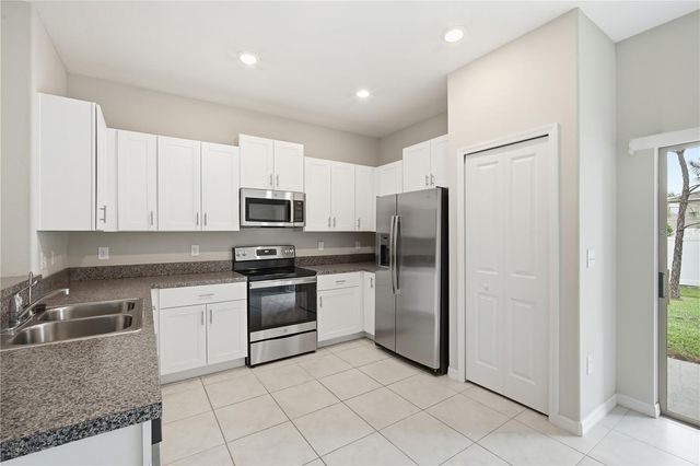 4429 GLOBE THISTLE DRIVE, Tampa, FL 33619