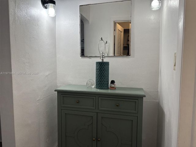 2903 Point East Dr K207, Aventura, FL 33160