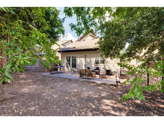 2001 Faro DR 53, Austin, TX 78741