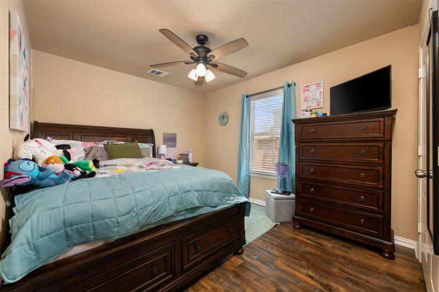 4196 Woodhaven TRL, Round Rock, TX 78665