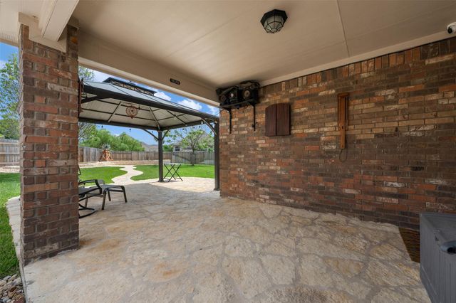 4196 Woodhaven TRL, Round Rock, TX 78665