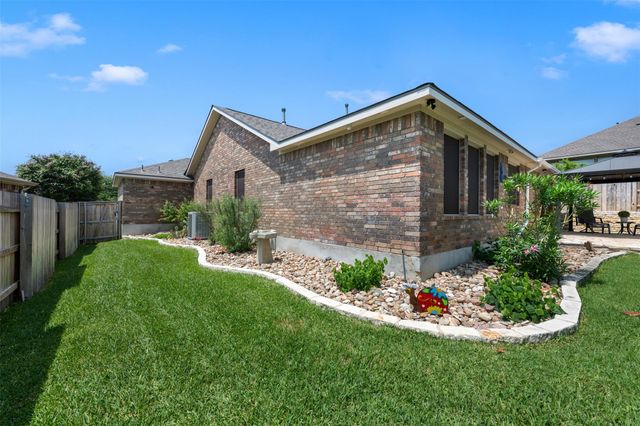 4196 Woodhaven TRL, Round Rock, TX 78665